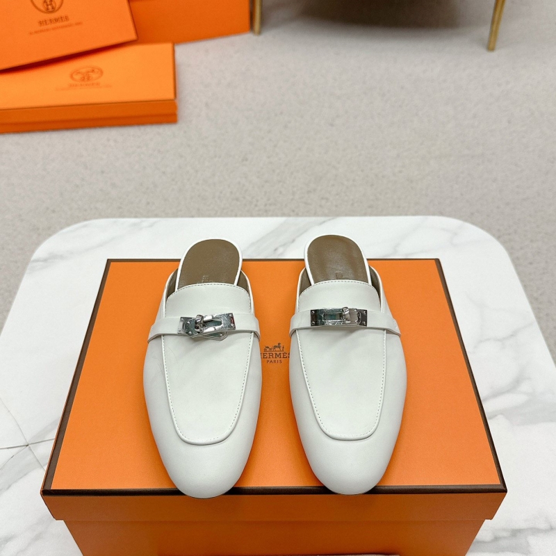 H**mes slippers